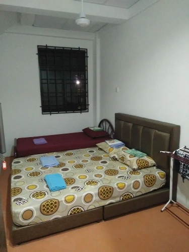 Economy Triple room
