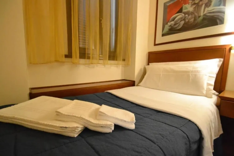 Standard Double room with view