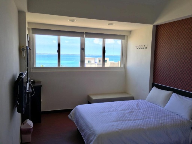 Standard Quadruple room with sea view