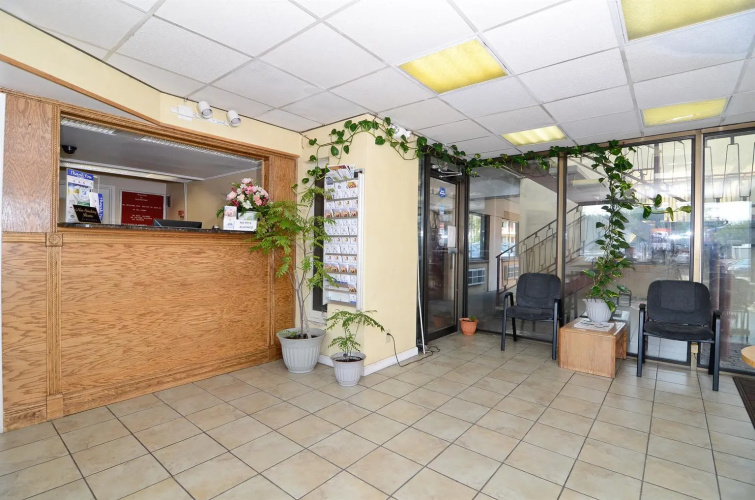 Executive Inn
