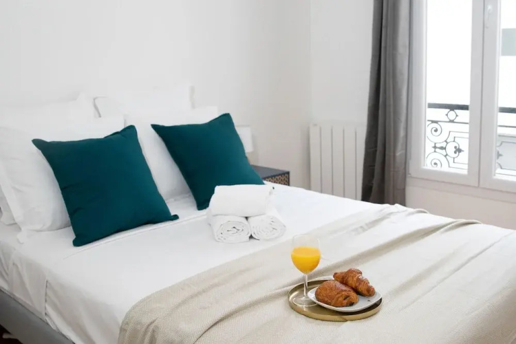 Central Paris 1BR near Montorgueil