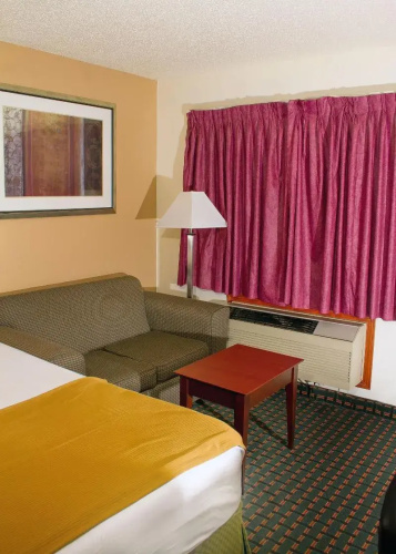 Budget Inn and Suites