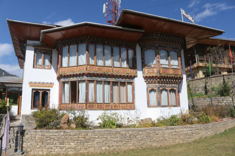 Kisa Villa