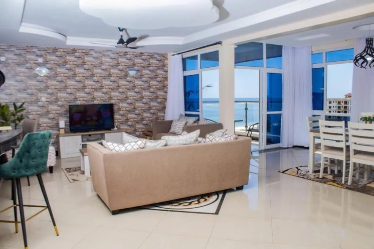 Emirates Reef Apartment 8D