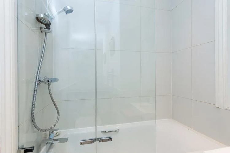 Bright 1 Bedroom Flat