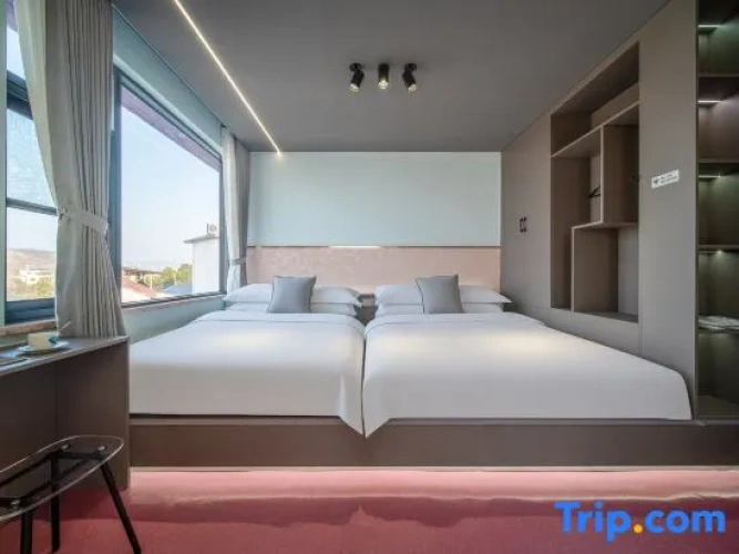 Family Suite with view