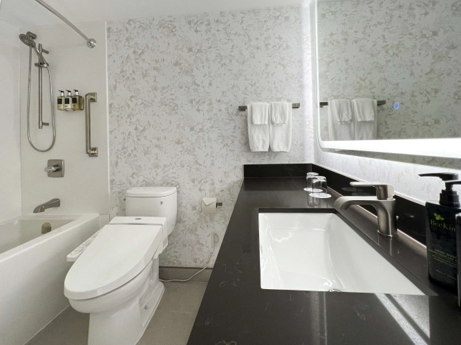 Standard Double room with ocean view