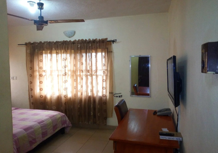 Peak Olam Suites