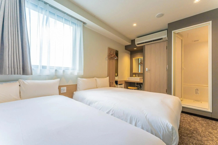 CVS Bay Hotel