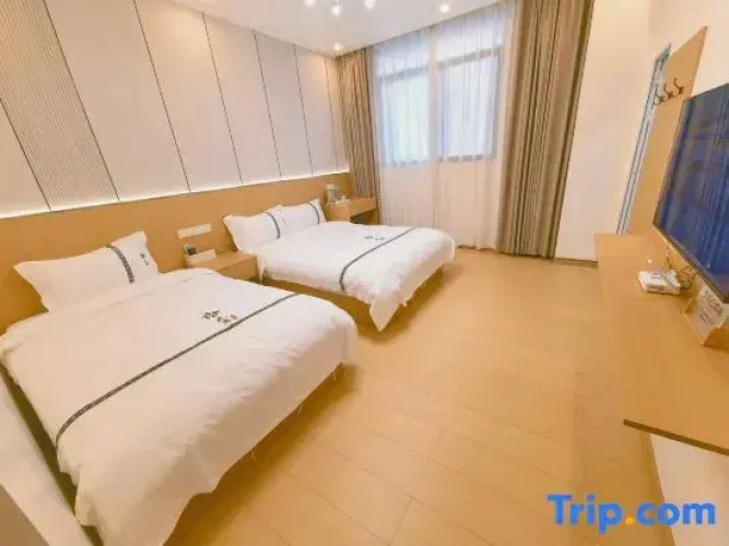Premium Twin room