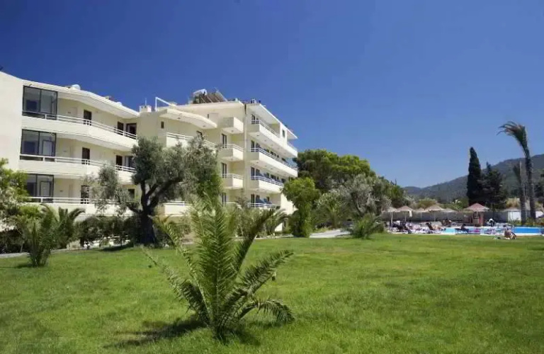 Sunland Hotel