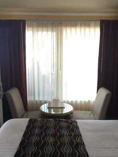 Oasis Inn & Suites