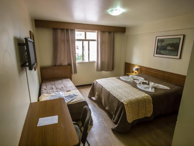 Standard Triple room