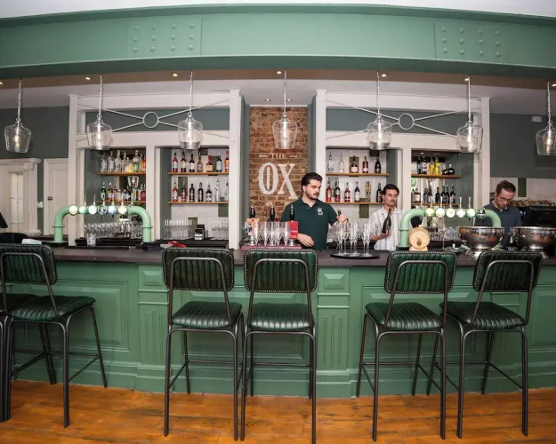 The Ox Pub & Rooms