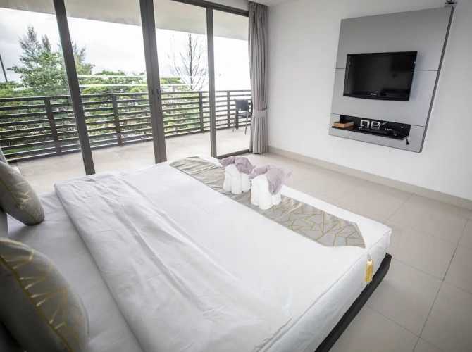 3 Bedrooms Apartment with ocean view