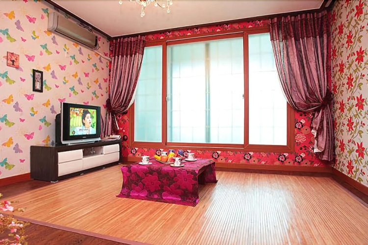 Taean West Pine Pension