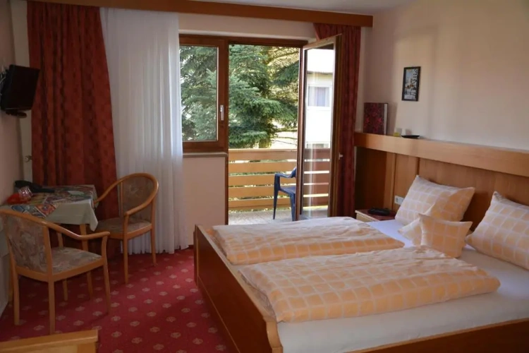 Standard Double room with balcony