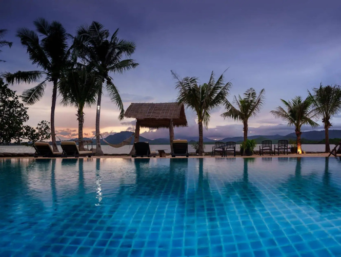 Jindarin Beach Villa