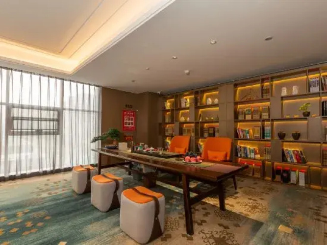 REX Hotel