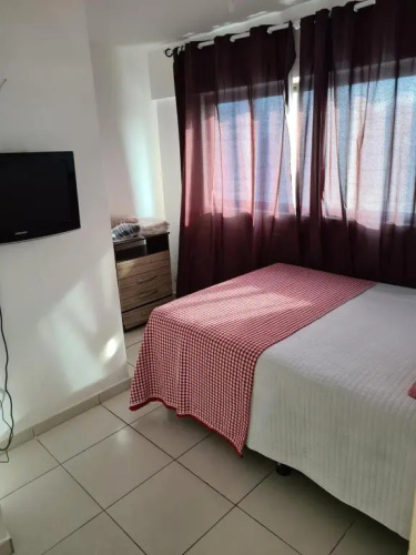 Grande Apartamento 2/4 beira-mar