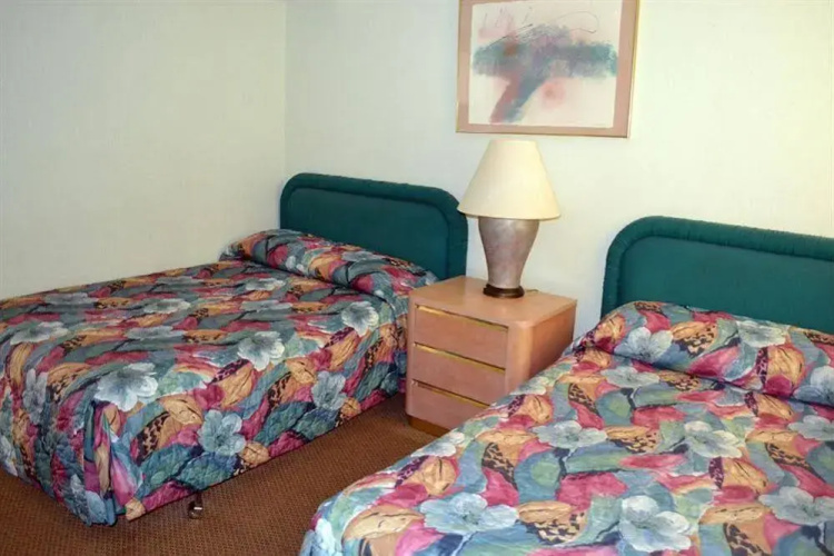 Diamond Crest Motel