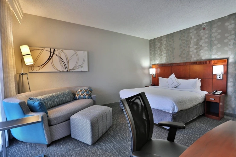 1 Bedroom Quadruple Suite