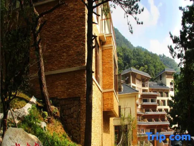 Tiantangzhai Holiday Hotel