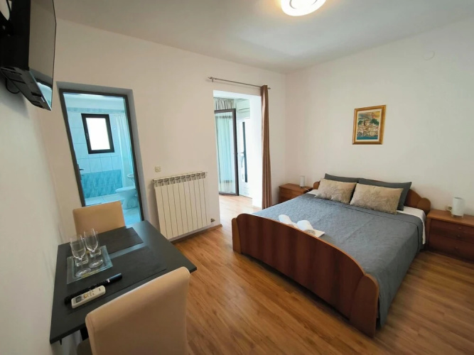 Rooms and Apartment Matika