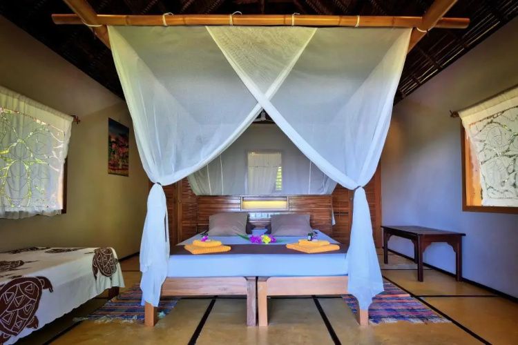 Tsara Komba Lodge
