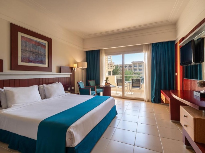 Superior room with garden view