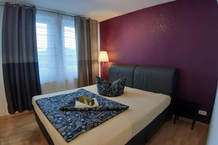 3 Bedrooms Apartment