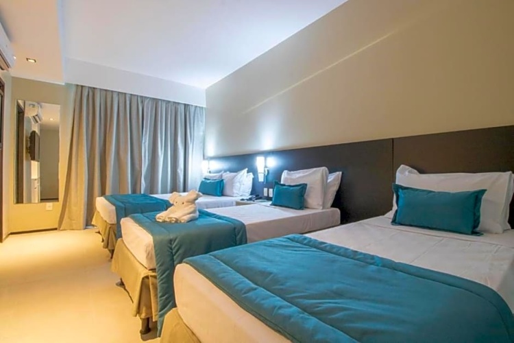 Standard Triple room