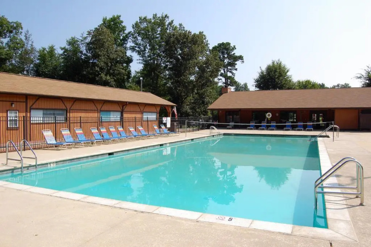 Forest Lake Camping Resort Cabin 18