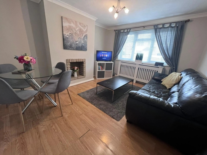 Onslow Maisonette