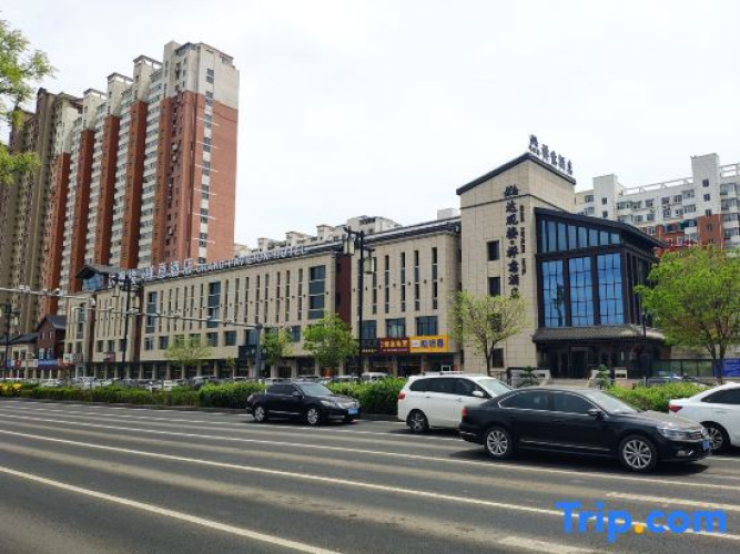 Grand Pavilion Hotel