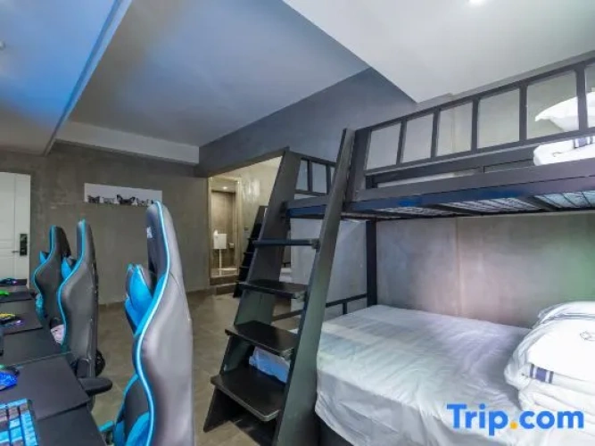 Privilege Quadruple room