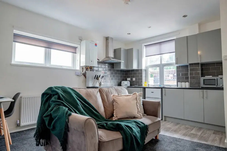 Host Stay Bromyard Flat 2