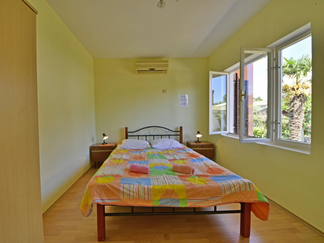 Apartments Franjo