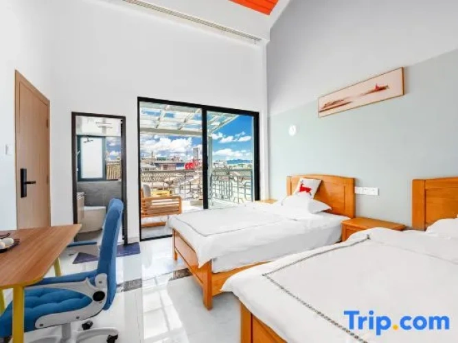 Standard Twin Family room