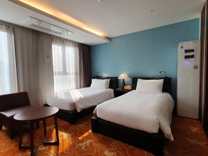 Superior Twin room
