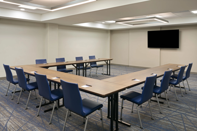 Holiday Inn Express & Suites Kendall East - Miami photo 21
