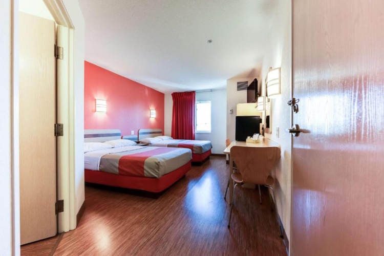 Deluxe Quadruple room