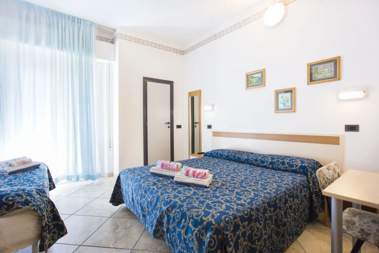 Standard room with sea view