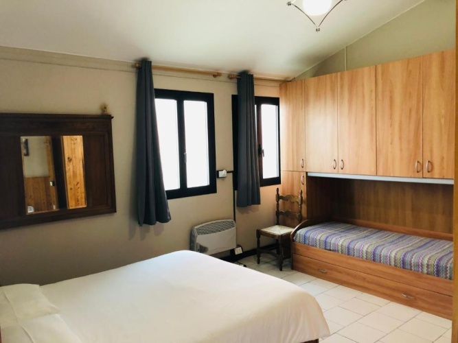 Economy Double room with view