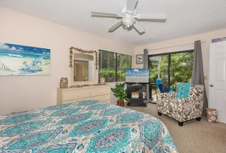 S4358 - Sea Woods Villa by RedAwning