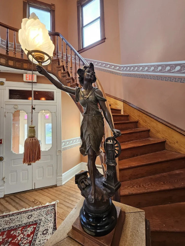 Starrett House