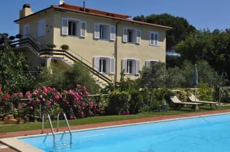 Hotel Tirrena