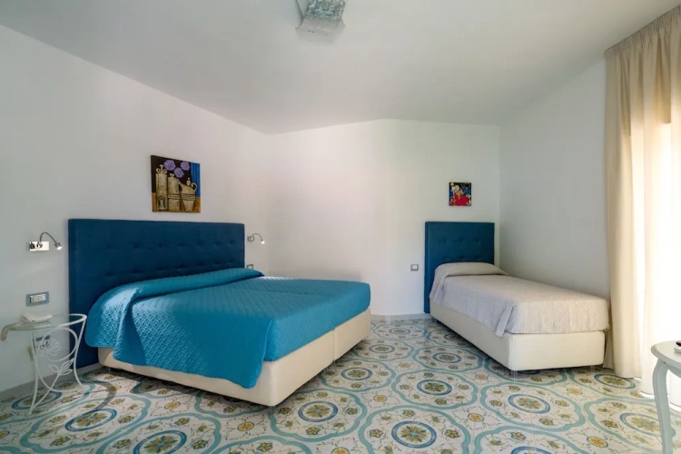 Superior Triple room