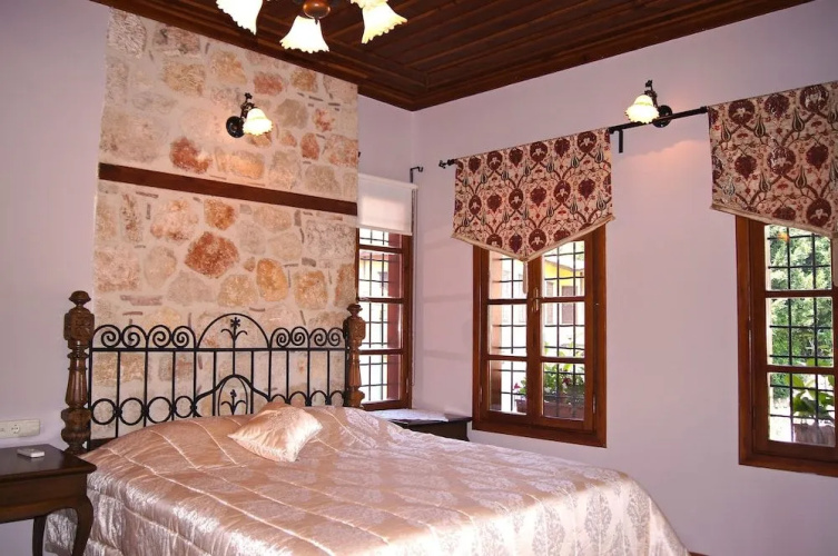Candle Suites