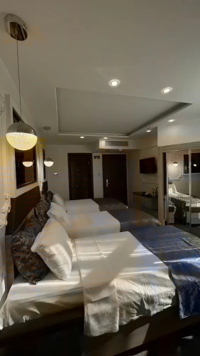 Standard Triple room